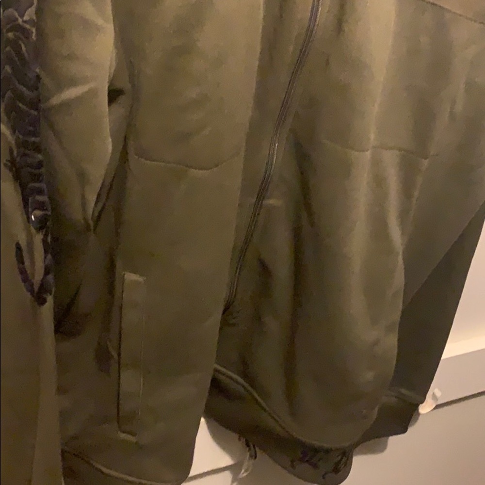 Jacket - Picture 3 of 5